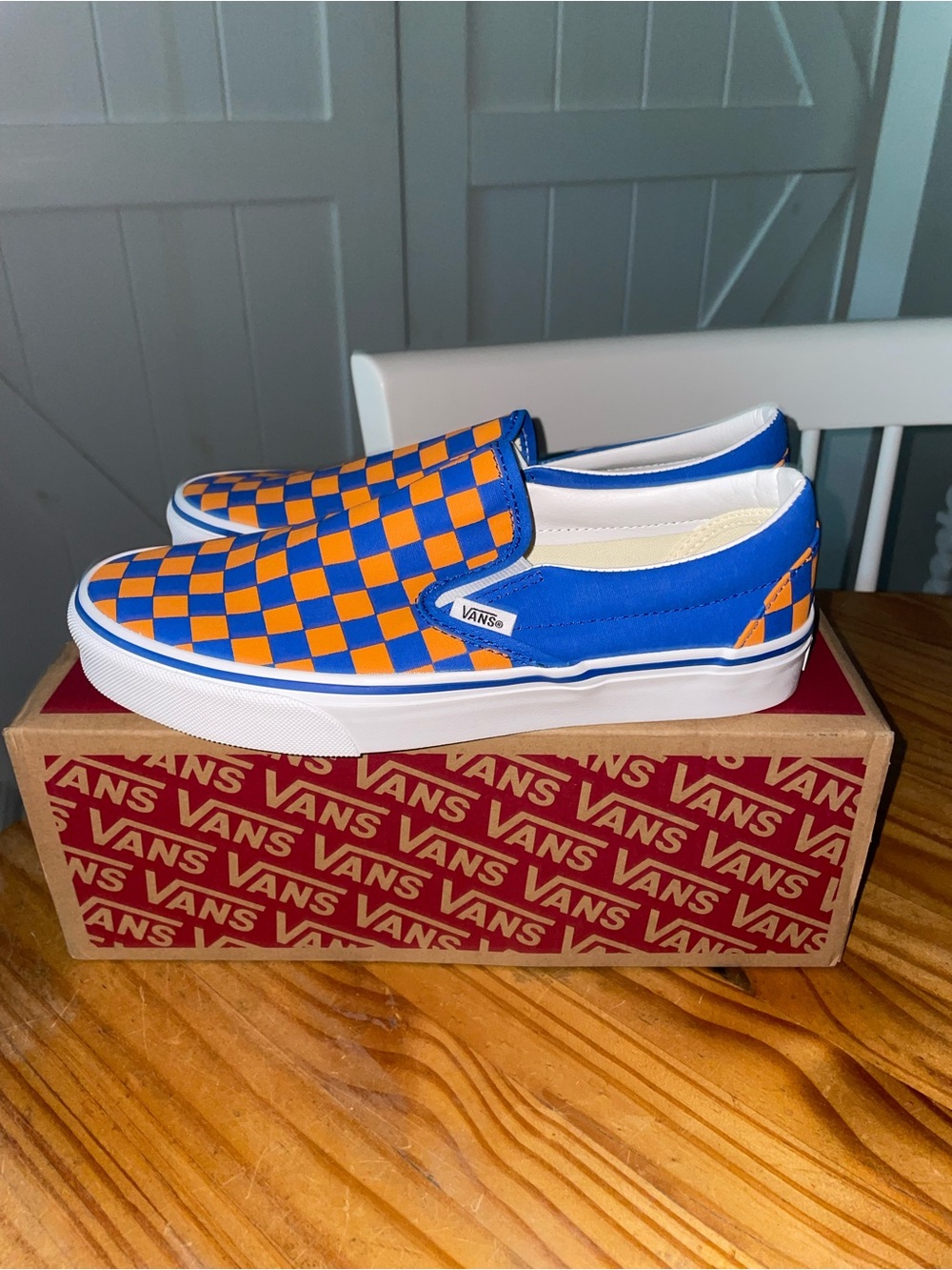 Vans New York Knicks Classic Slip On Sneakers SZ M 7/ W 8.5 NWB